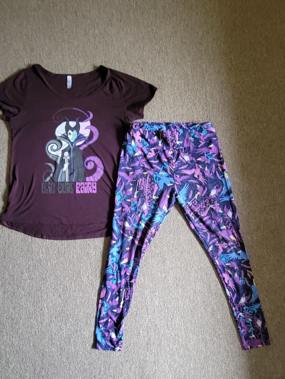 Women's Lularoe Disney Villains Malificent Set  L Top and Tall & Curvy Leggings